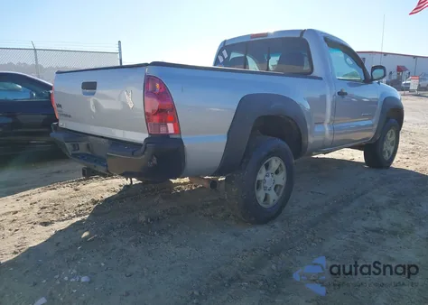 2005 Toyota Tacoma из США, поврежденный, VIN 5TEPX42N15Z054053
